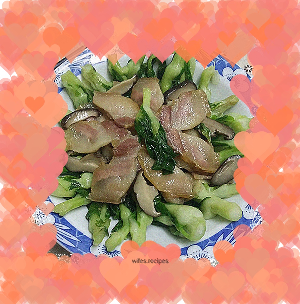 Stir-fried bacon with vegetables and greens