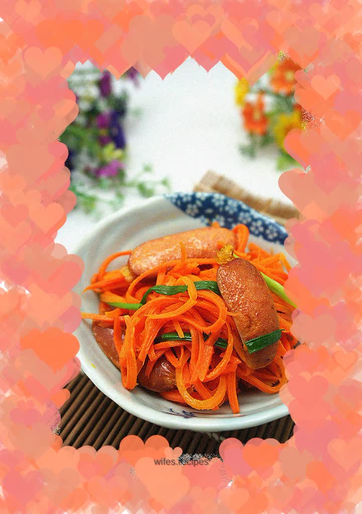Stir-fried carrot and crispy sausage