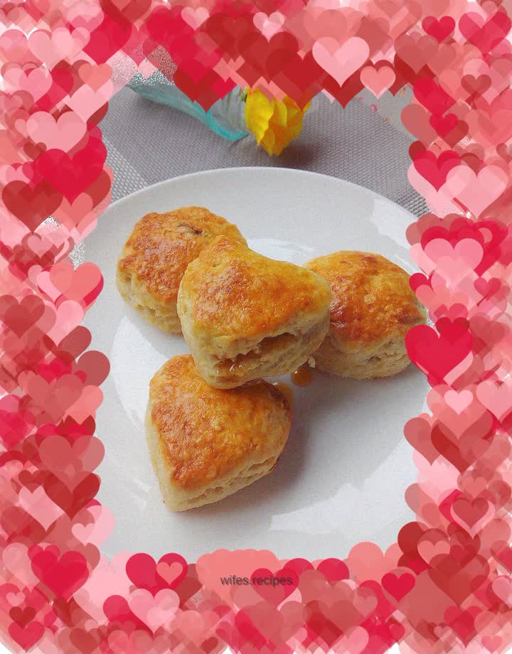 Raisin Yogurt Scones