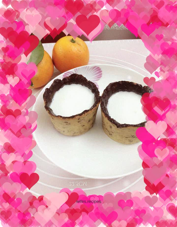 Cranberry Chocolate Cup