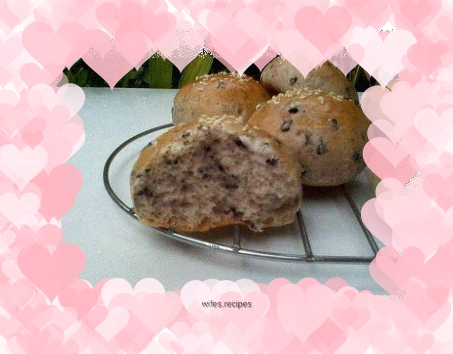 Black glutinous rice bread 2