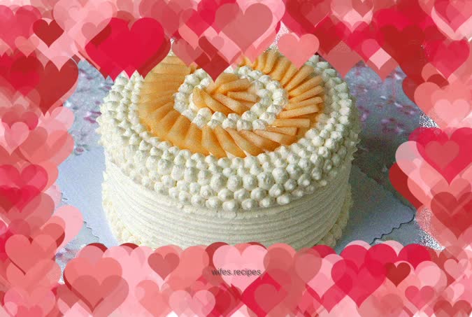 Cantaloupe Cream Cake