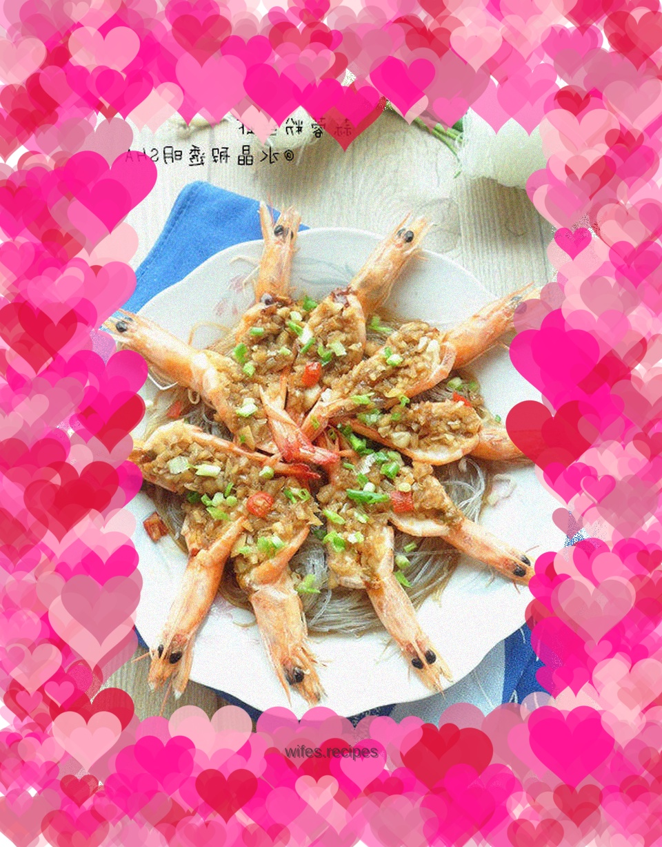 Steamed prawns with garlic vermicelli