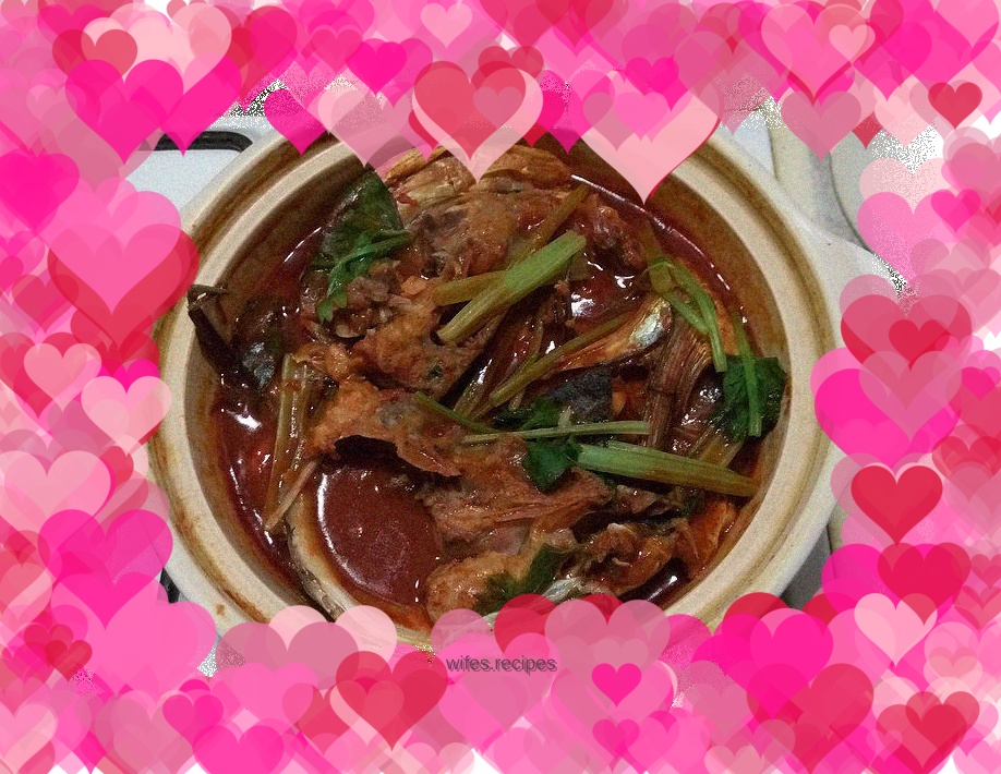 Braised fish in spicy and sour sauce