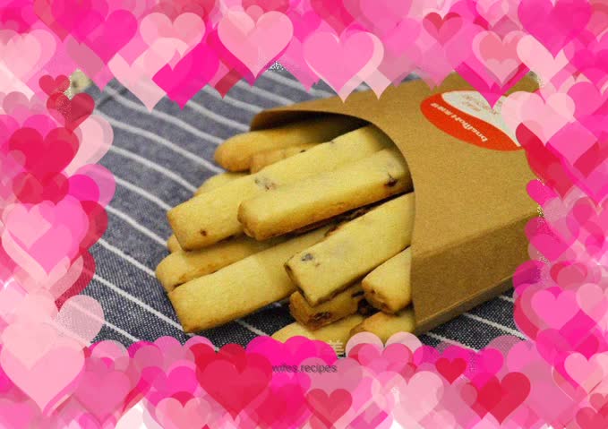 Sweet and crispy cranberry biscuit bars