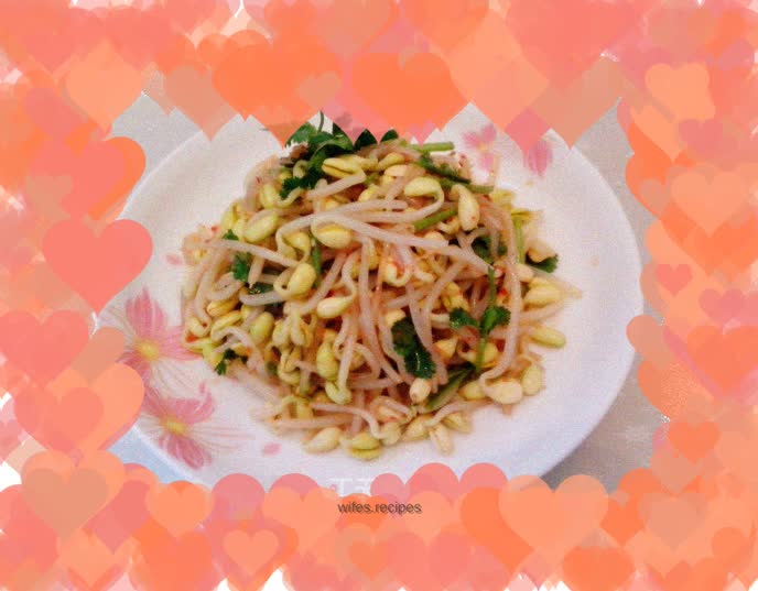 Soybean sprouts mixed with vermicelli