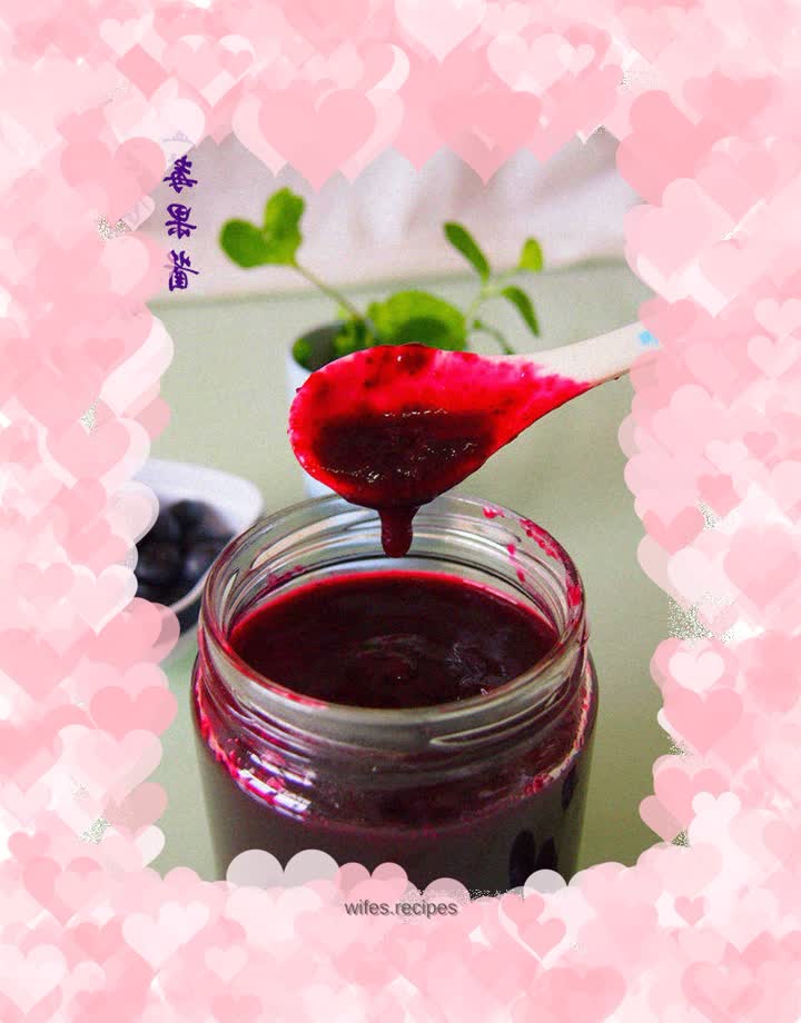 Homemade Blueberry Sauce
