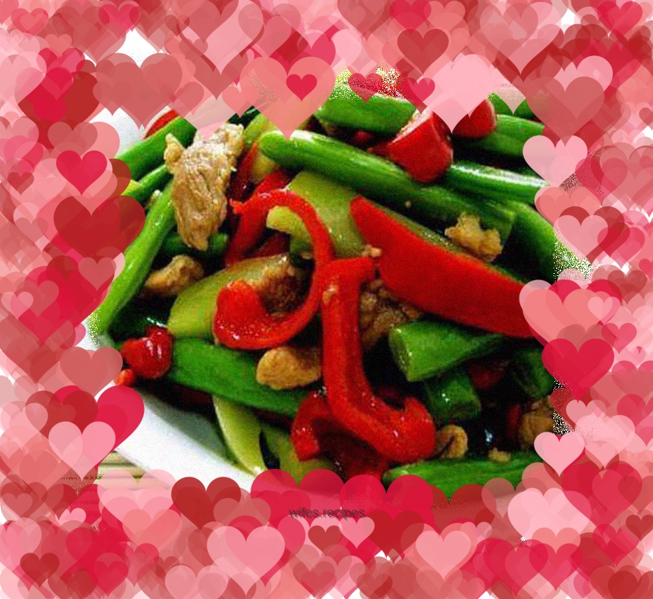 Fried pork with lettuce and green beans