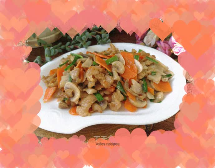 Stir-fried pork slices with mushrooms