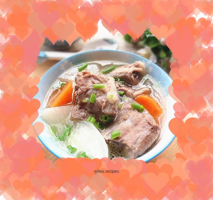 Radish pork ribs soup