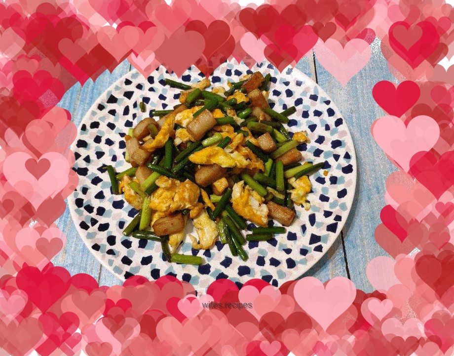 Fish, tofu, garlic and scrambled eggs