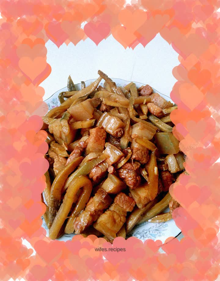 Pork belly stewed with dried radish
