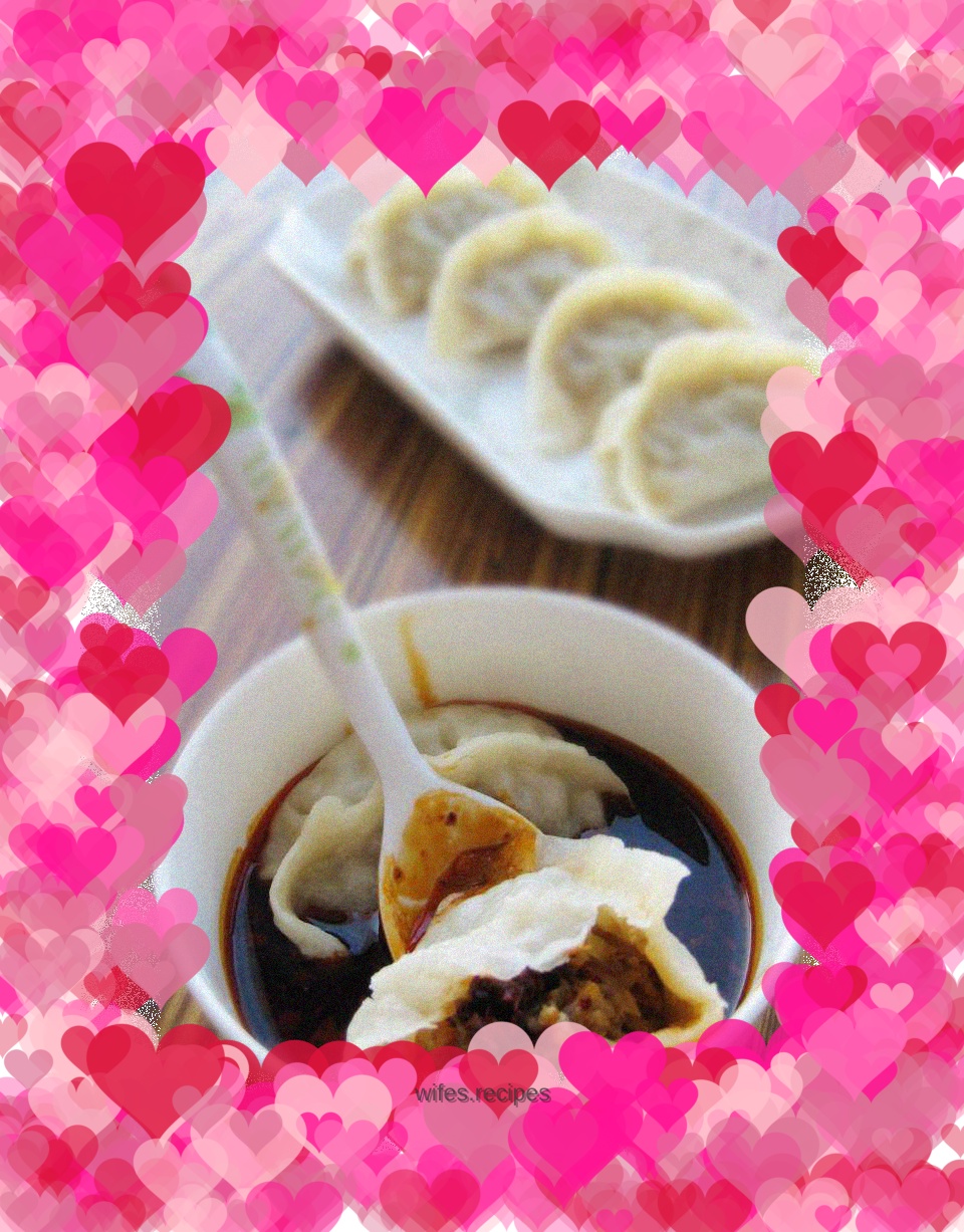 Pork and onion steamed dumplings