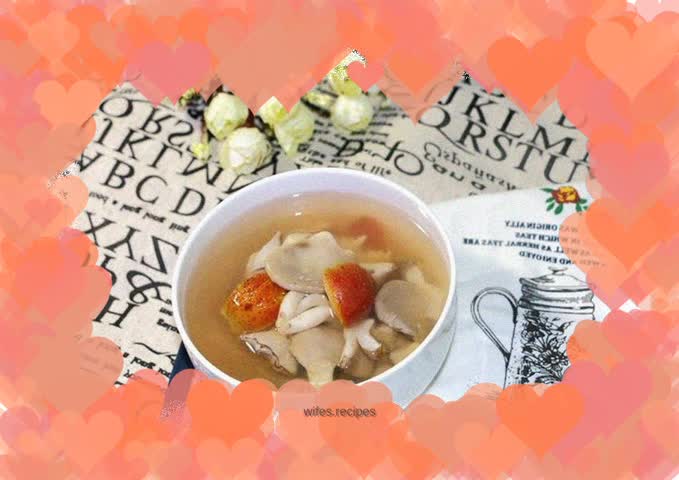 Mushroom and Hawthorn Soup