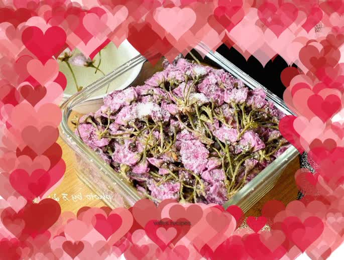 Salted cherry blossoms