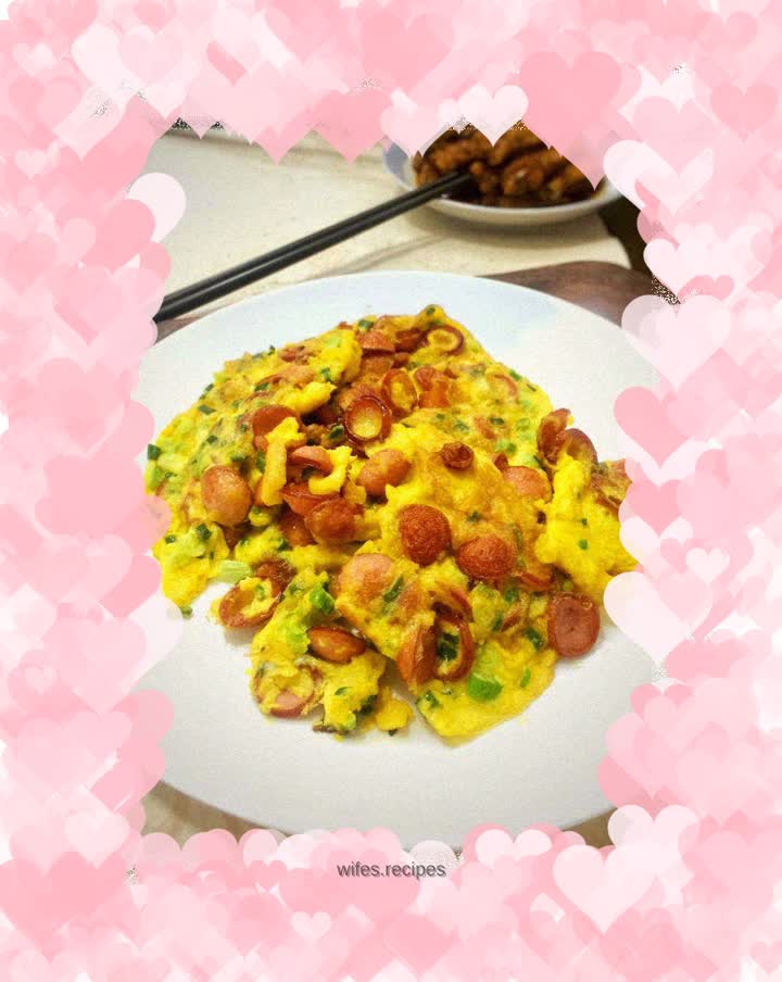 Fried eggs with sausage