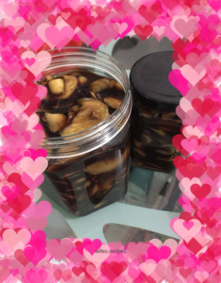 Sweet and sour pickled ginger