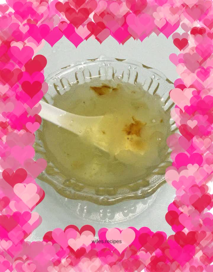 Peach gum, soap locust, rice and live ear soup