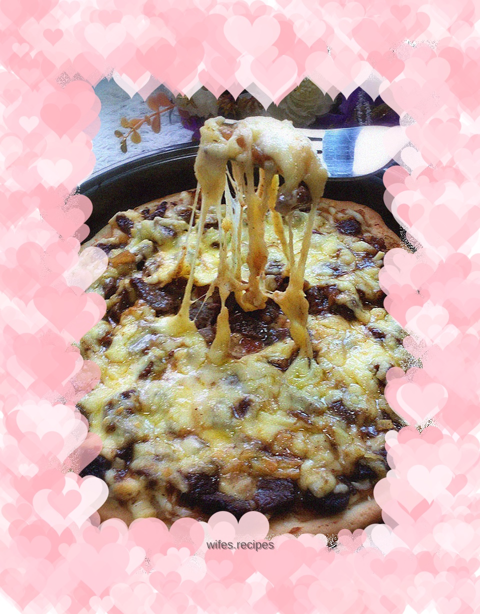 Black pepper beef mashed potato pizza