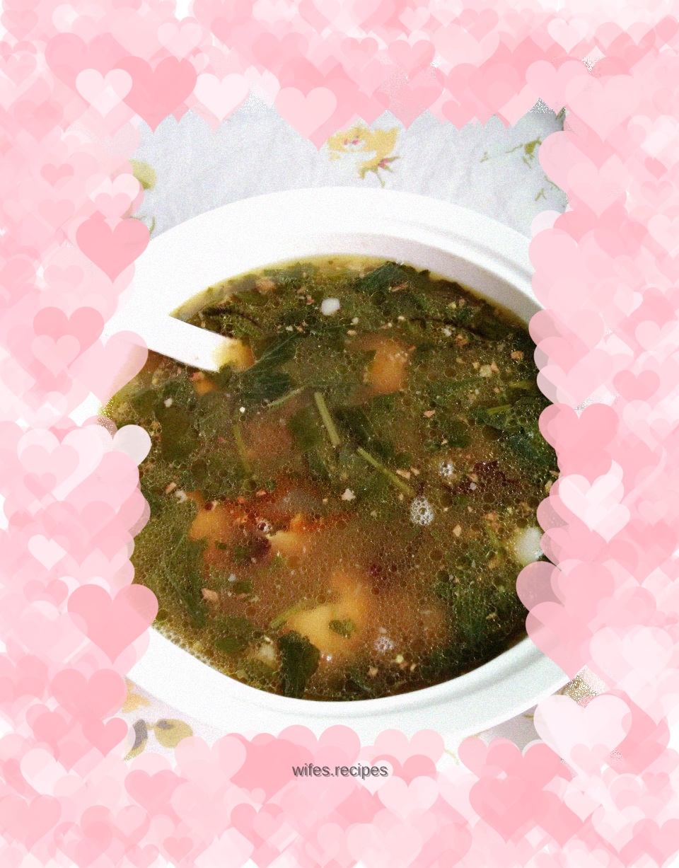 Motherwort, red dates and ginger soup