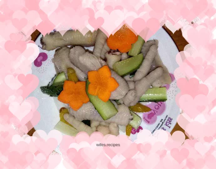 Pickled pepper chicken feet
