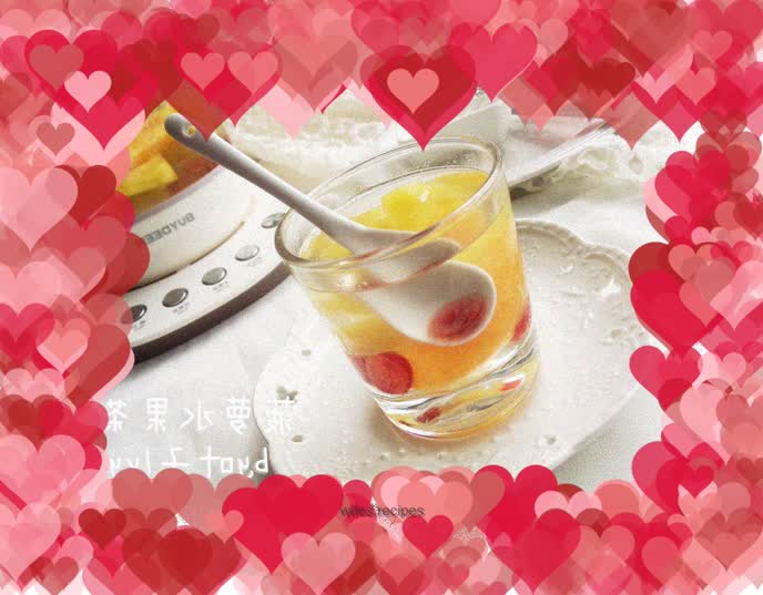 Delicious and delicious pineapple fruit tea