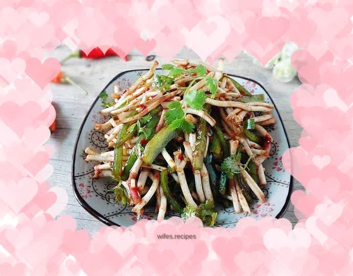 Green pepper mixed with Houttuynia cordata