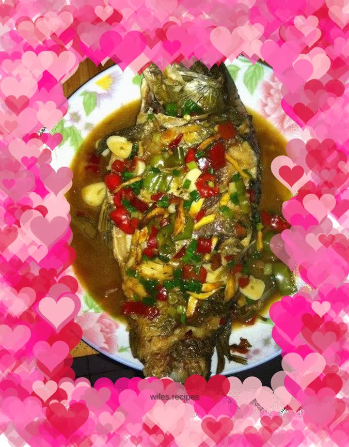 Braised crucian carp