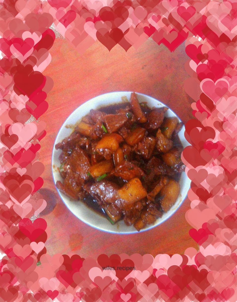 Stir-fried braised pork