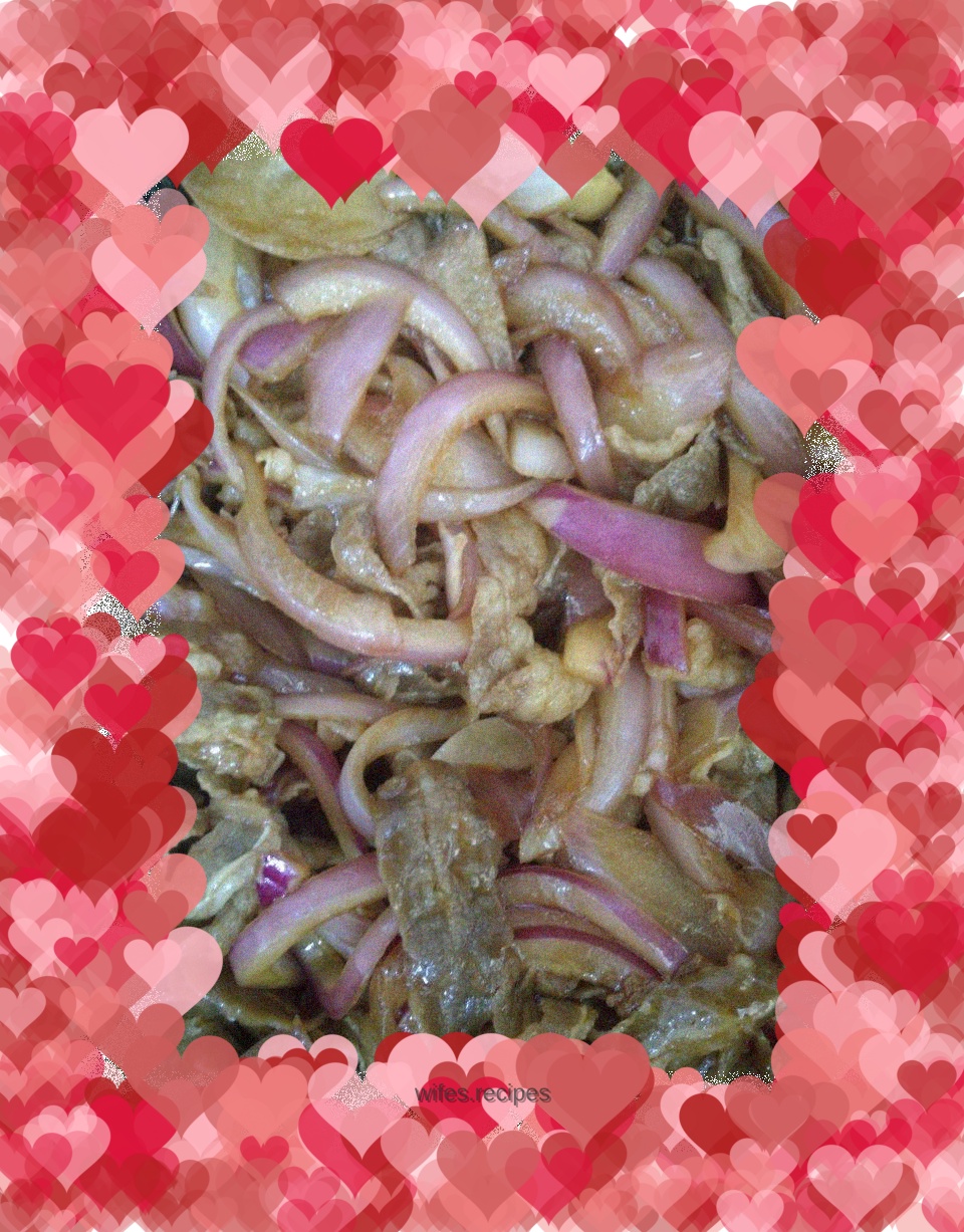 Stir-fried beef with onions