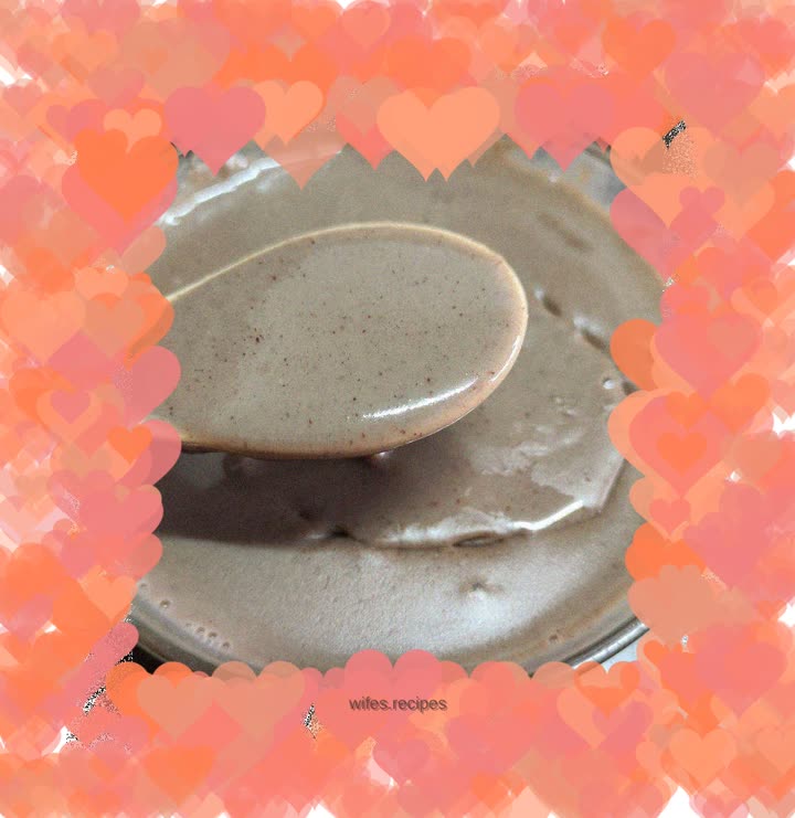 Black bean and lily health paste