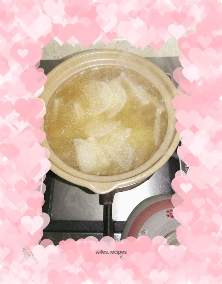 White radish beef soup