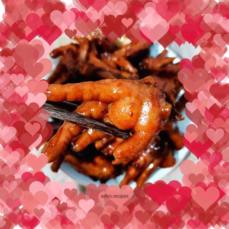 Braised chicken feet