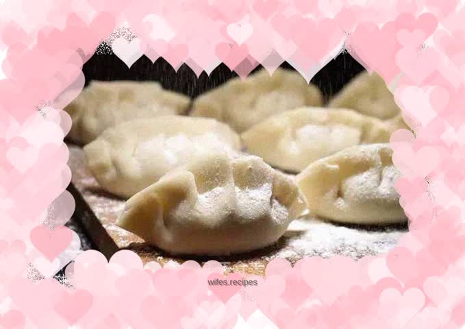 The white and fat #fresh shrimp and leek dumplings#