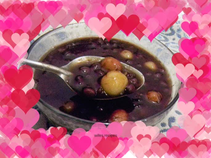 Red bean dumpling soup