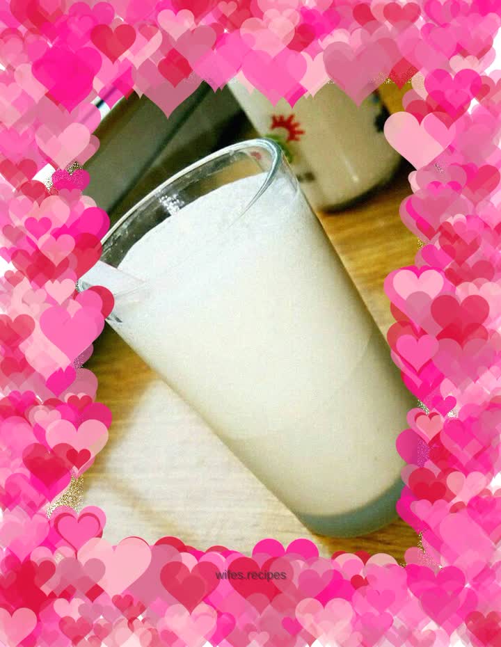 Banana milkshake