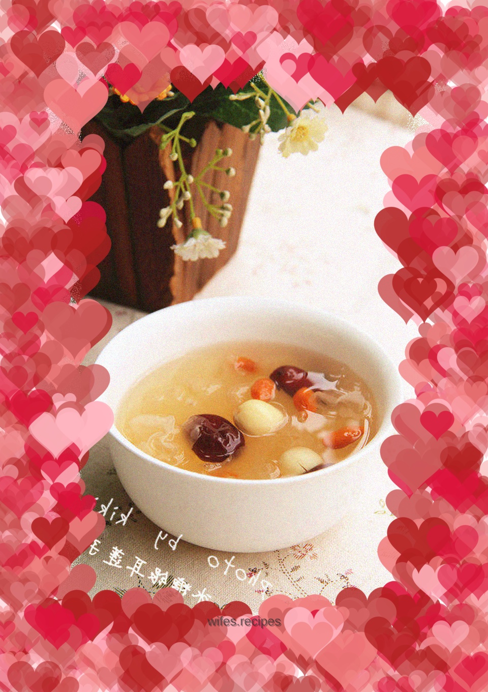 Super simple skin-nourishing soup--[Rock Sugar Tremella Lotus Seed Soup]