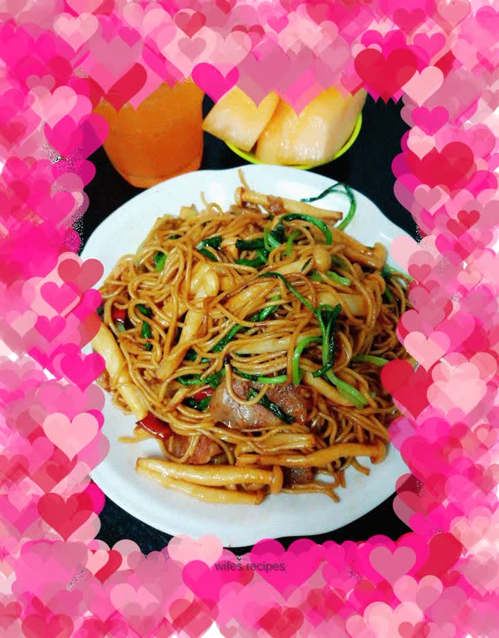 Mushroom Sausage Fried Noodles