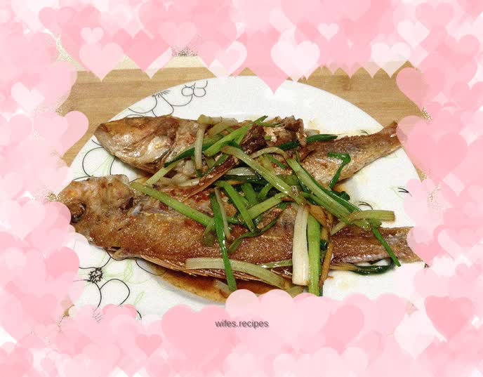 Pan-fried golden thread fish