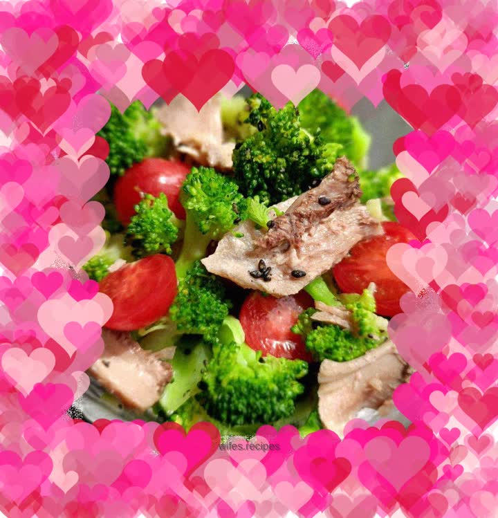 Broccoli and Chicken Thigh Salad