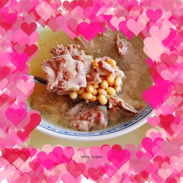 Soybean and Spare Ribs Soup