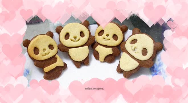 Two-color three-dimensional panda biscuits