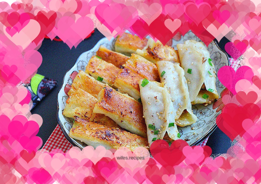 Carrots, fungus, fresh meat pot stickers