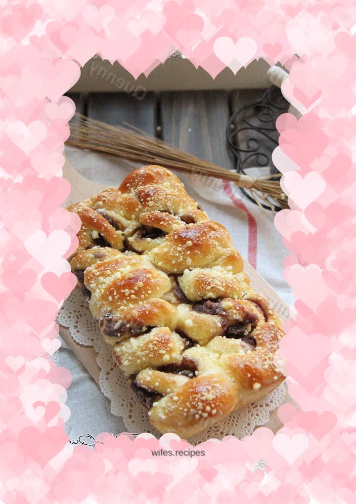 Twisted bean paste buns