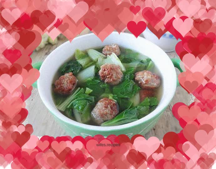 Boiled cabbage with meatballs