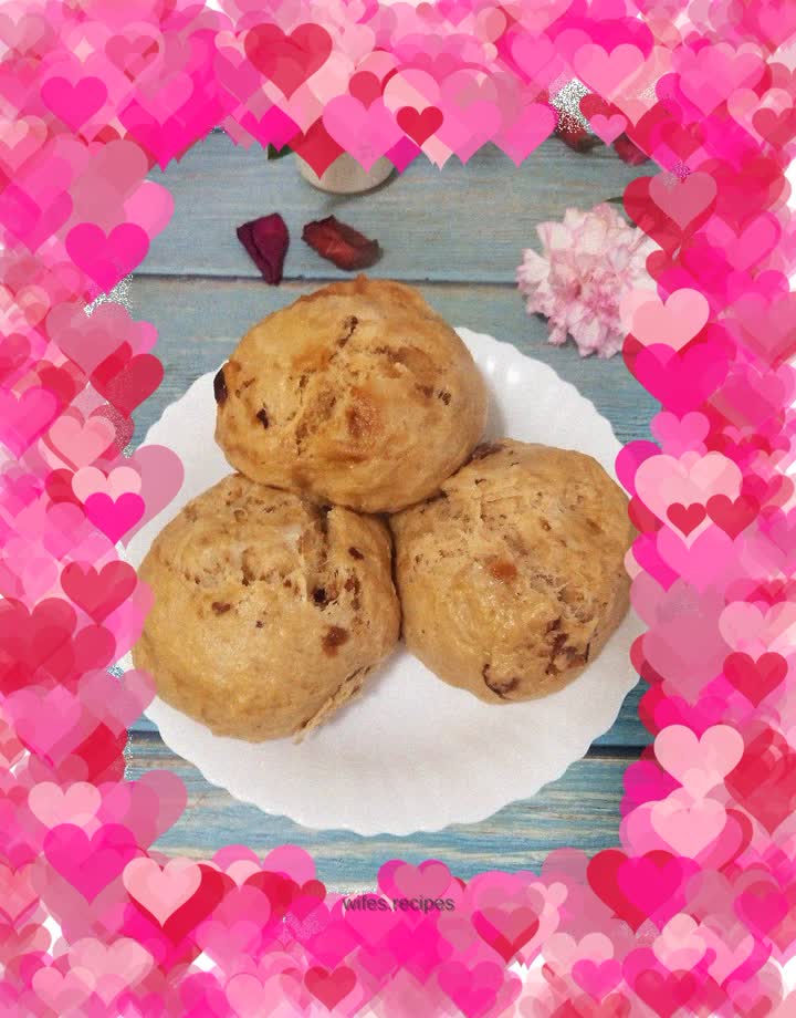 Brown sugar and red dates blossom steamed buns