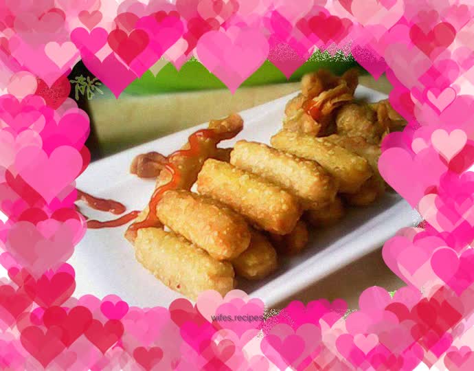 Crispy candy roll--a clever transformation of wontons