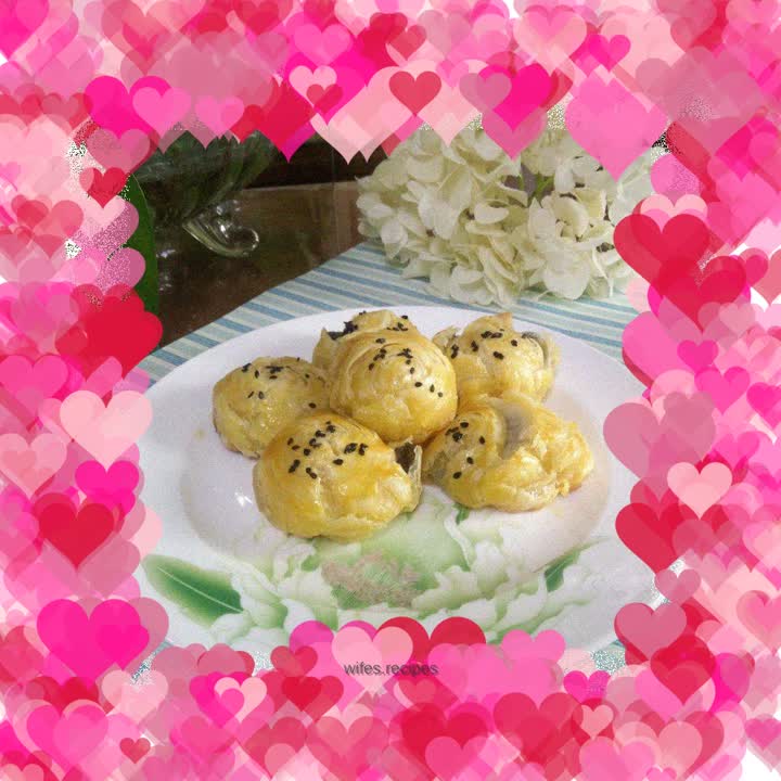 Hot glutinous rice balls