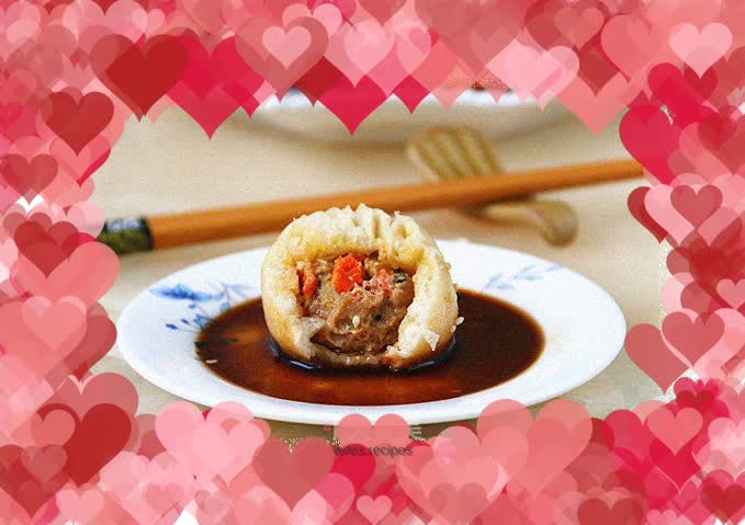 Pan-fried buns with crab meat