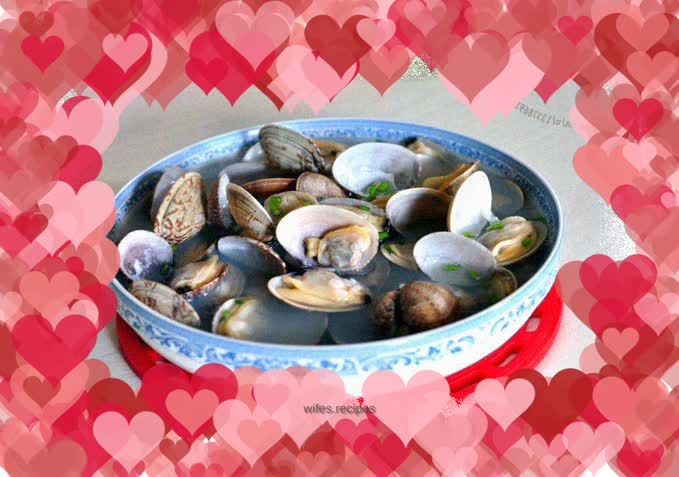 Clams in clear soup